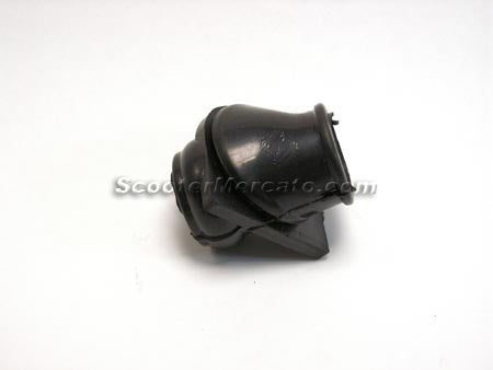 vespa-rubber-grommet-fuel-line-in-air-box