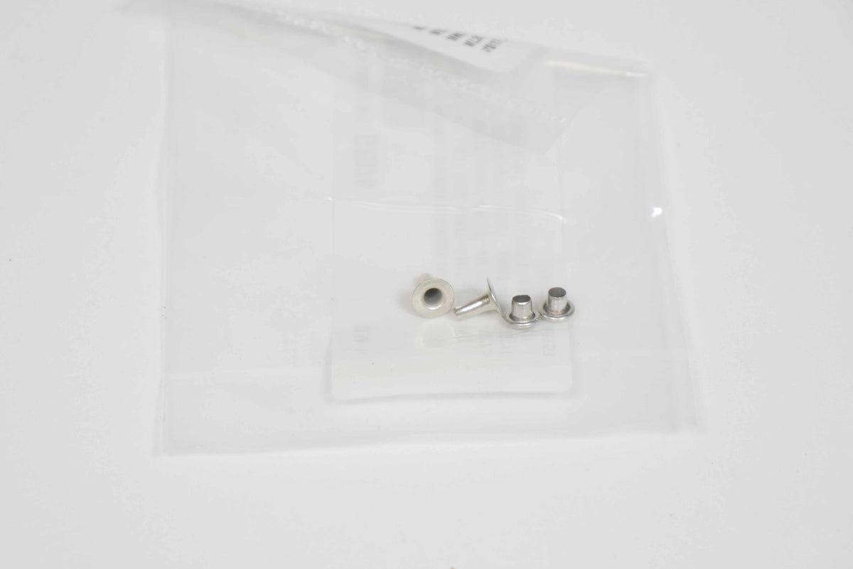vespa-rivet-for-cowl-rubber
