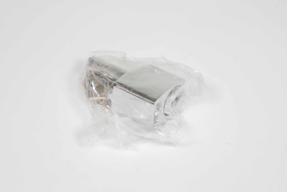 vespa-lock-tank-cap