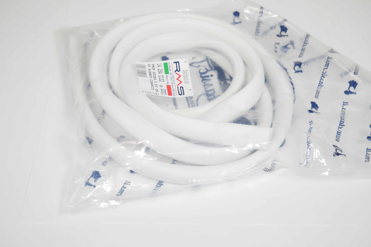 vespa-legshield-rubber-white
