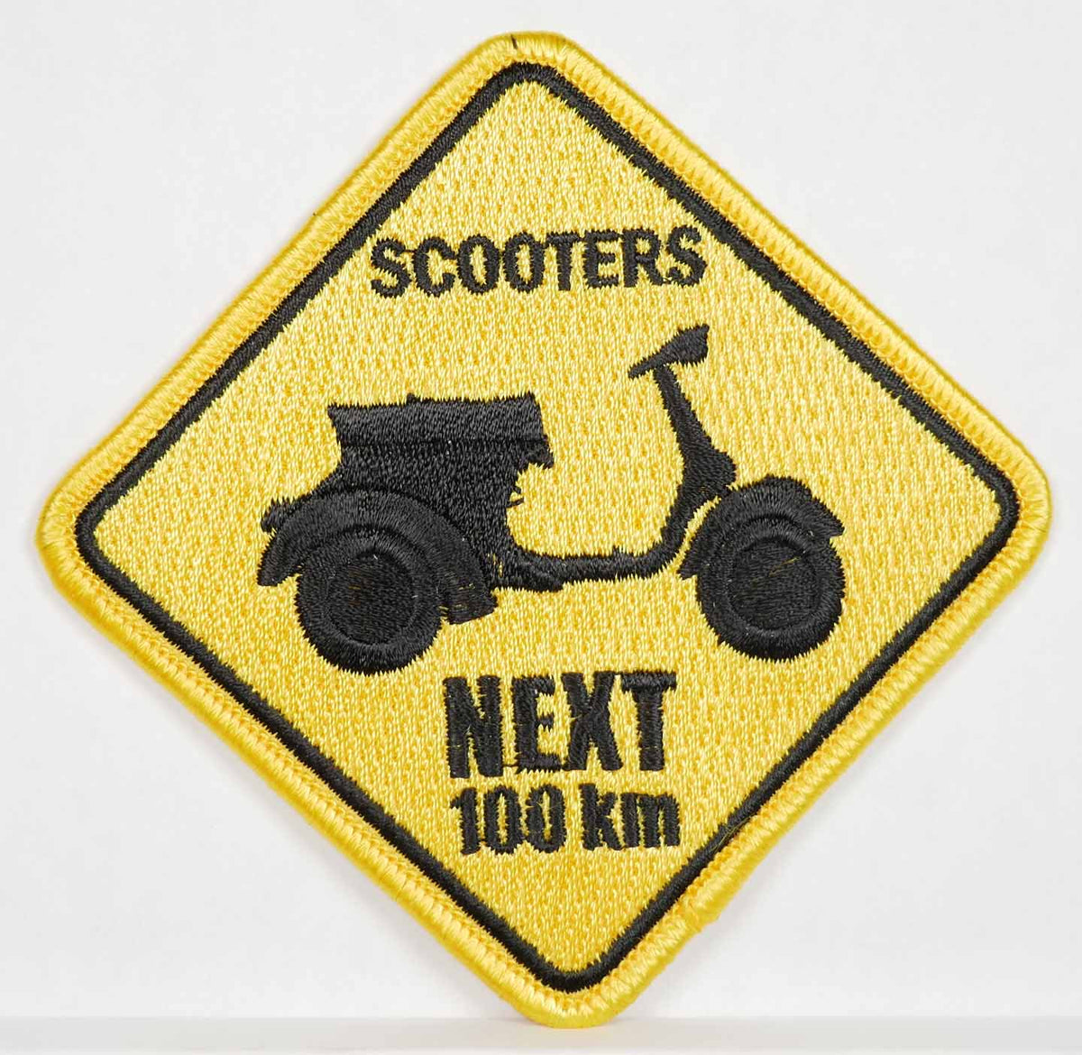 vespa-patch-scooters-next-100-km
