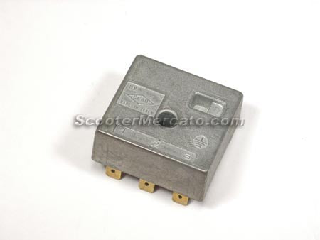 vespa-electric-regulator-6-volt-12-amp