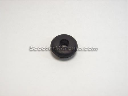 vespa-rubber-grommet-in-frame-fuel-rod