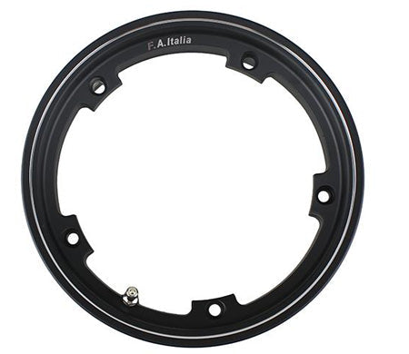 vespa-tubeless-rim-black-cut-out
