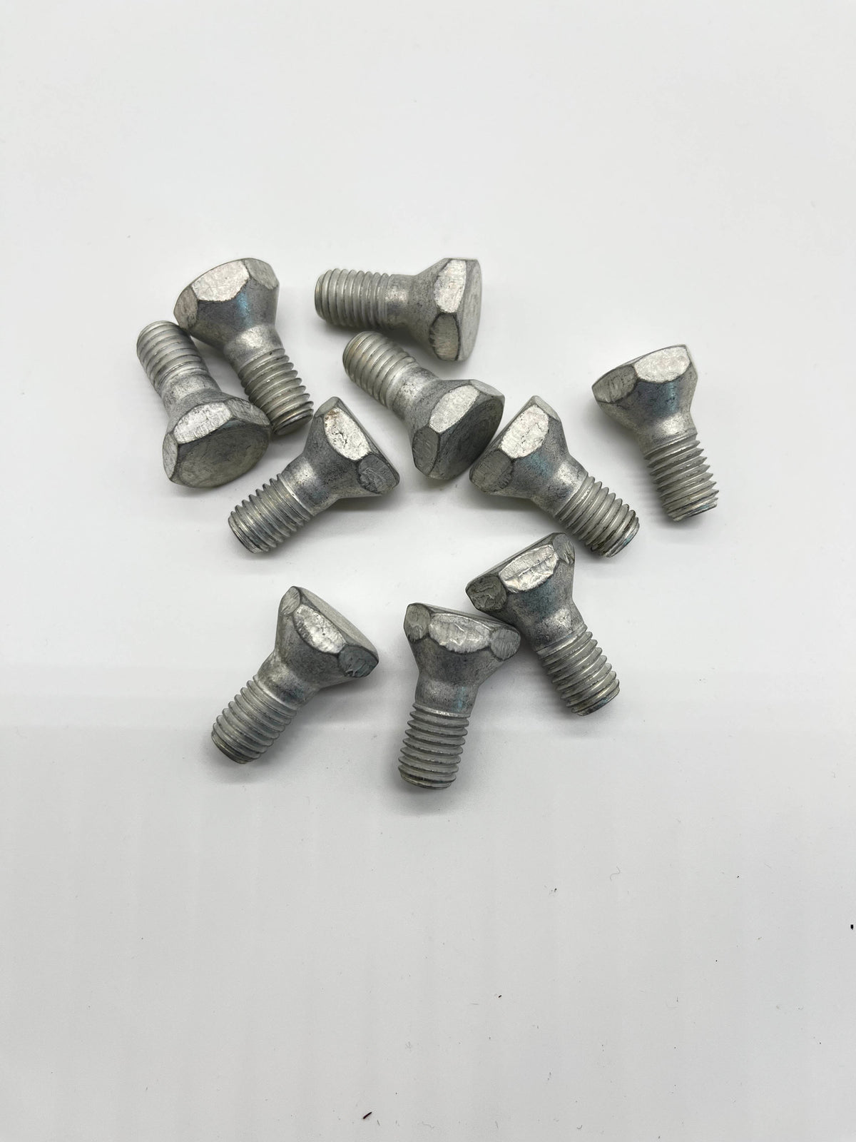 vespa-bolt-for-v9a-rim