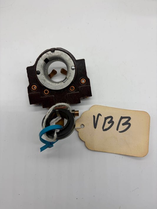 vespa-vbb-headlight-socket-siem