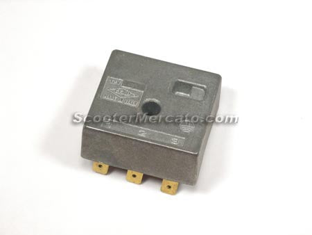 vespa-electric-regulator-12-volt-16-amp