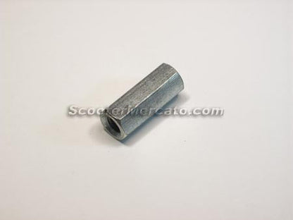vespa-chassis-nut-spacing-7-mm