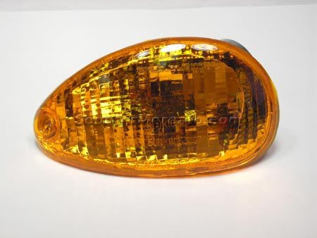 FRONT TURN SIGNAL LAMP (R.H.)